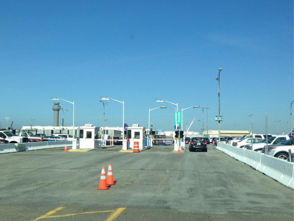 How to Book Oakland International Airport Parking