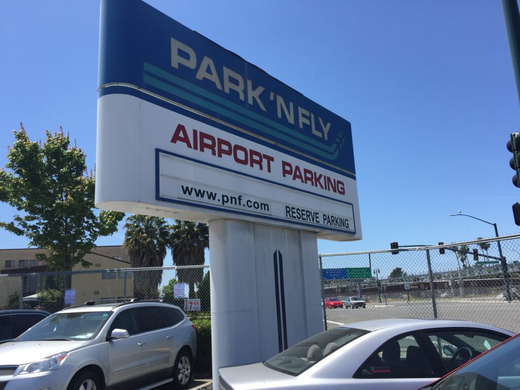 How to Book Oakland International Airport Parking