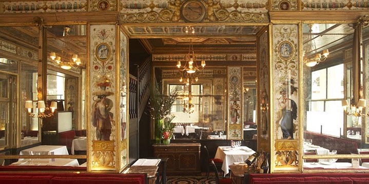 Restaurants near The Louvre Museum